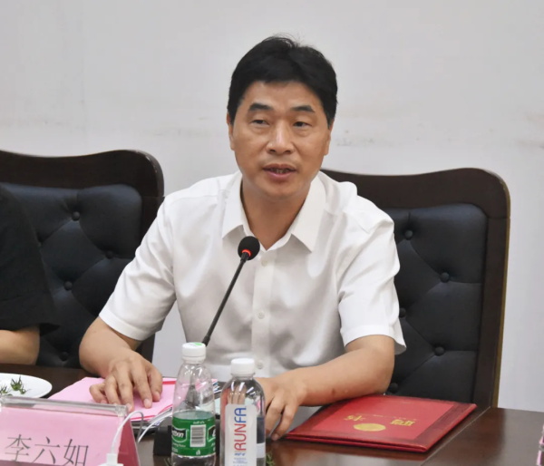 賽摩智能交流會(huì)現(xiàn)場(chǎng)科技聯(lián)絡(luò)員發(fā)言